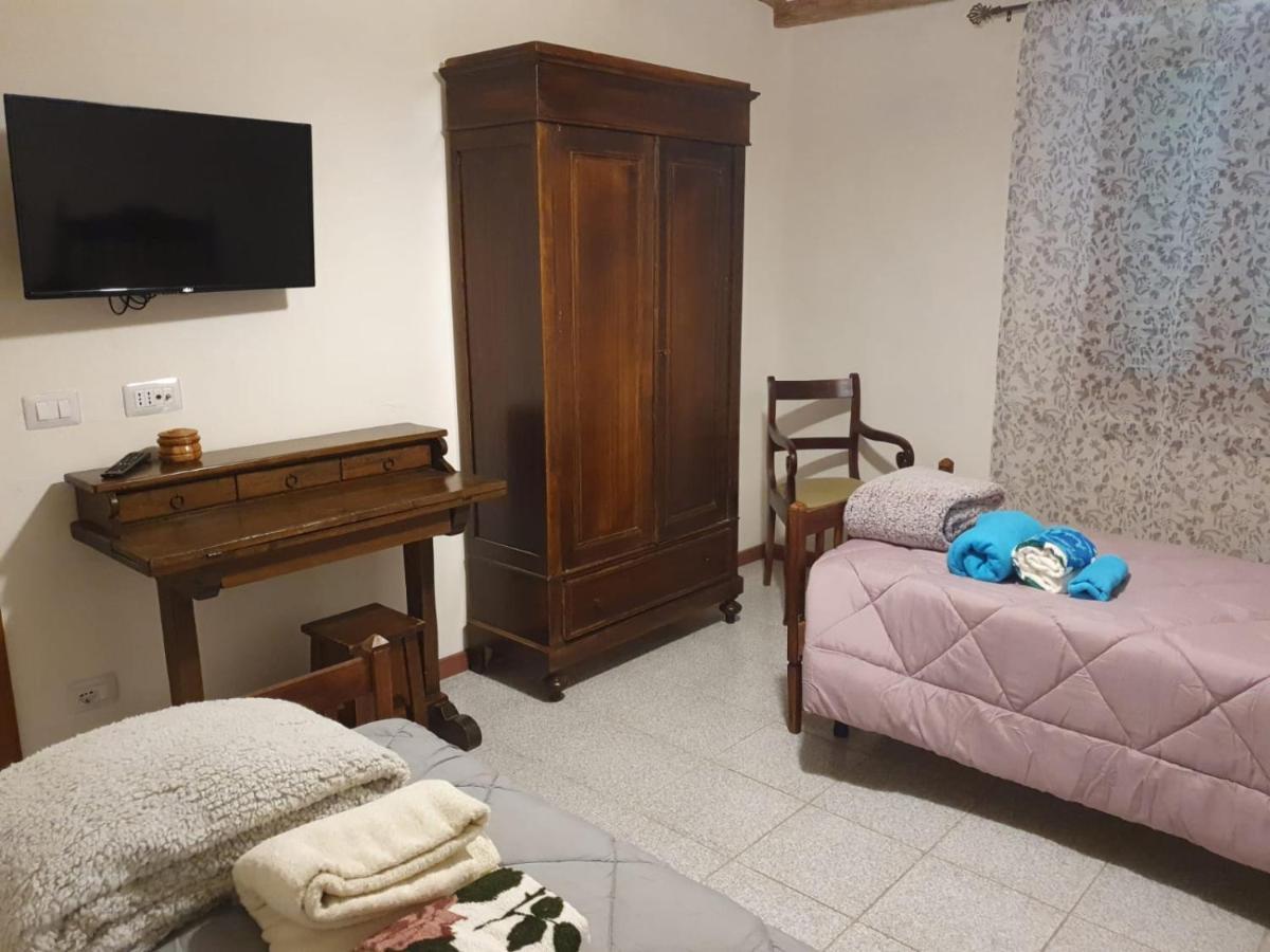 Casa Vacanze Elisabetta Montalcino Luaran gambar