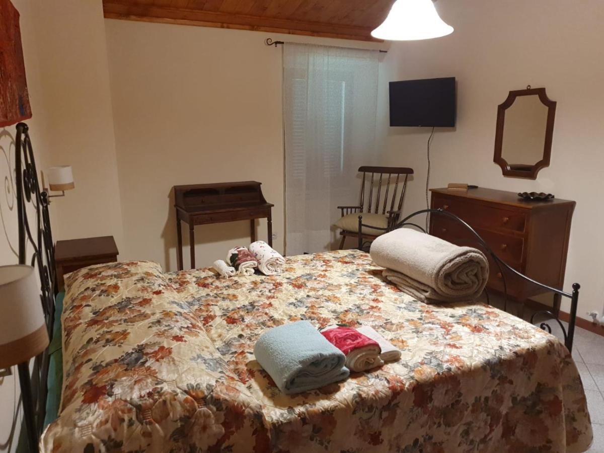 Casa Vacanze Elisabetta Montalcino Luaran gambar